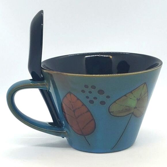 Blue Black Leaf Design Stoneware Soup Mug with Spoon - Picture 10 of 11
